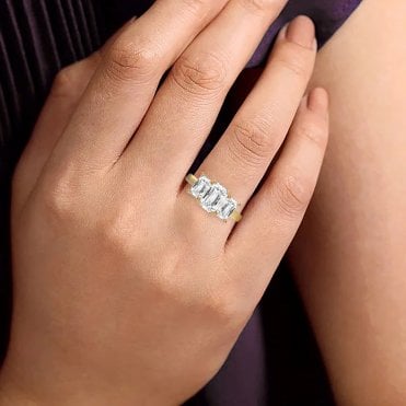 18ct Gold 3 Stone Emerald Cut Lab Diamond Ring 3 Carats