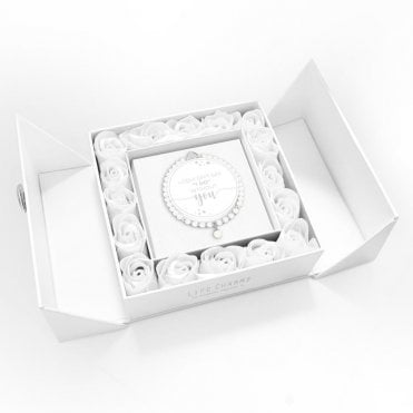 Maid of Honour Bracelet in White Flower Box
